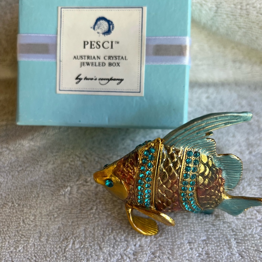 Two’s Company Pesci’s enameled blue eyed Austrian Crystal Jeweled Fish Box